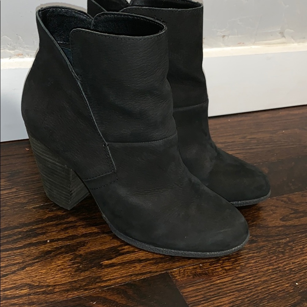 Vince Camuto booties
